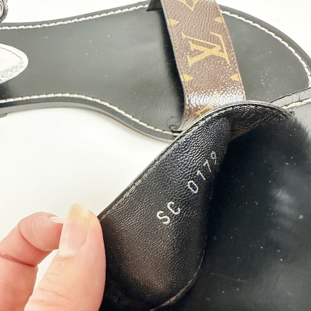 LOUIS VUITTON Ocean Drive Flat Sandals 40 US 9.5 Black Brown Monogram Leather - Picture 10 of 13